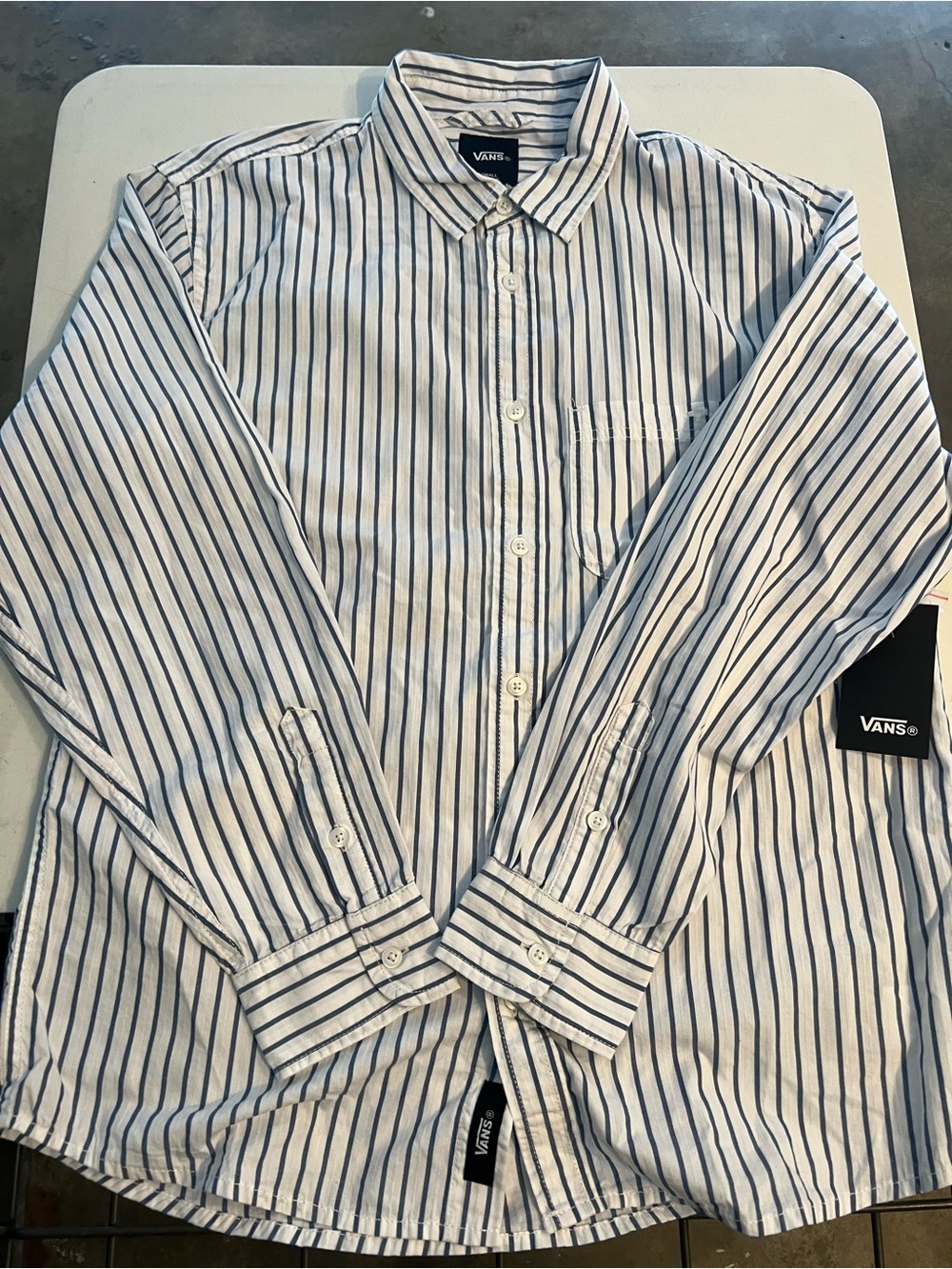 Vans Men’s White and Navy Stripe Button-Up Shirt Size Small